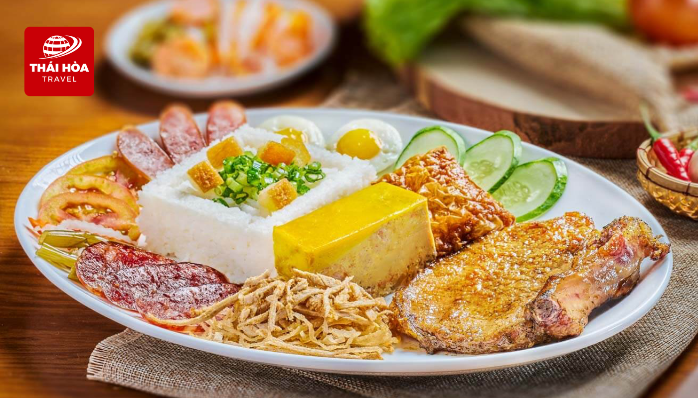 Cơm tấm - Món ăn không thể bỏ qua khi du lịch Sài Gòn