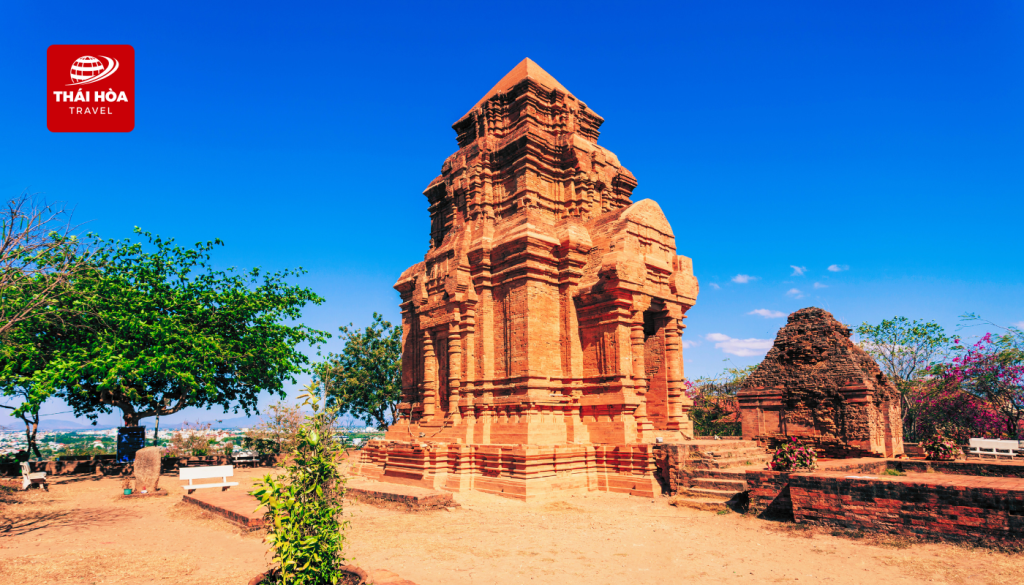 Tháp Chăm Poshanư - Tinh hoa kiến trúc Chăm Pa