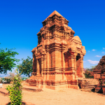Tháp Chăm Poshanư - Tinh hoa kiến trúc Chăm Pa