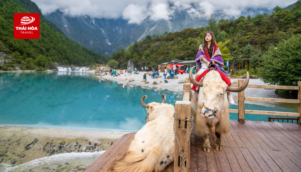 Lam Nguyệt Cốc (Bạch Thủy Hà)