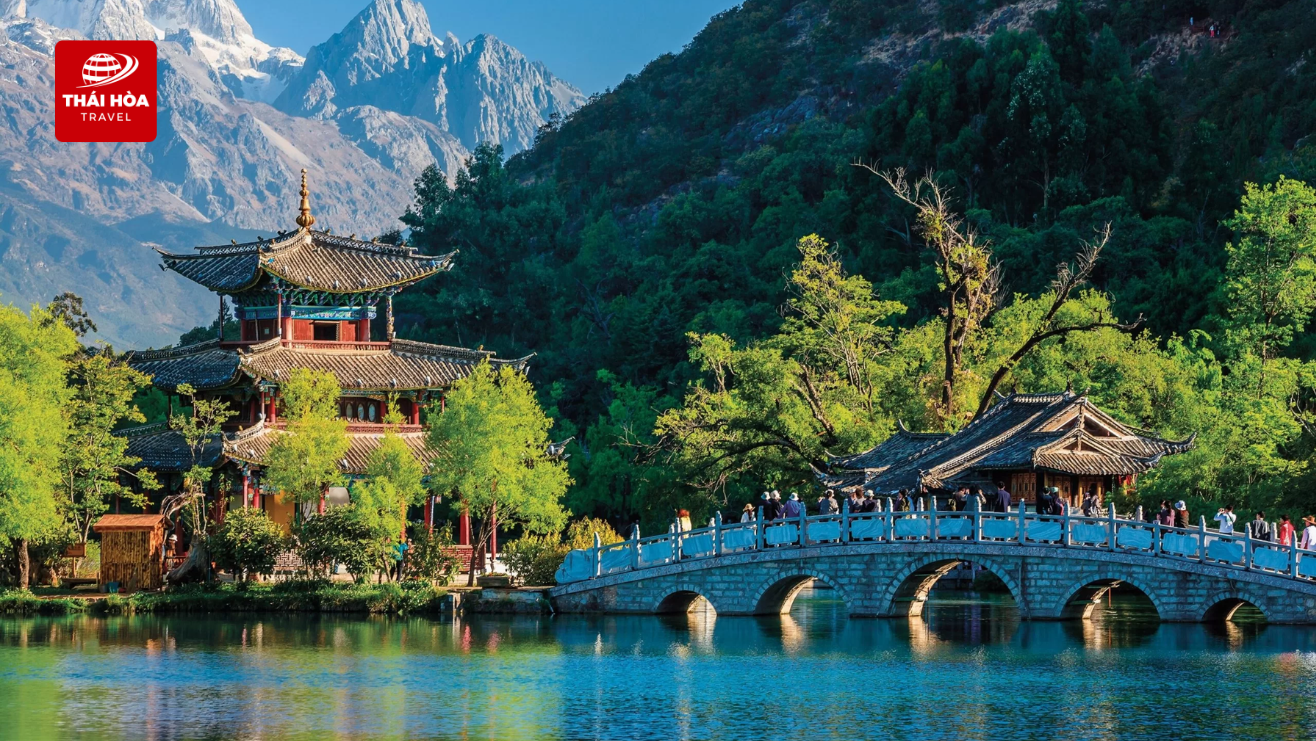 Công viên Hắc Long Đàm