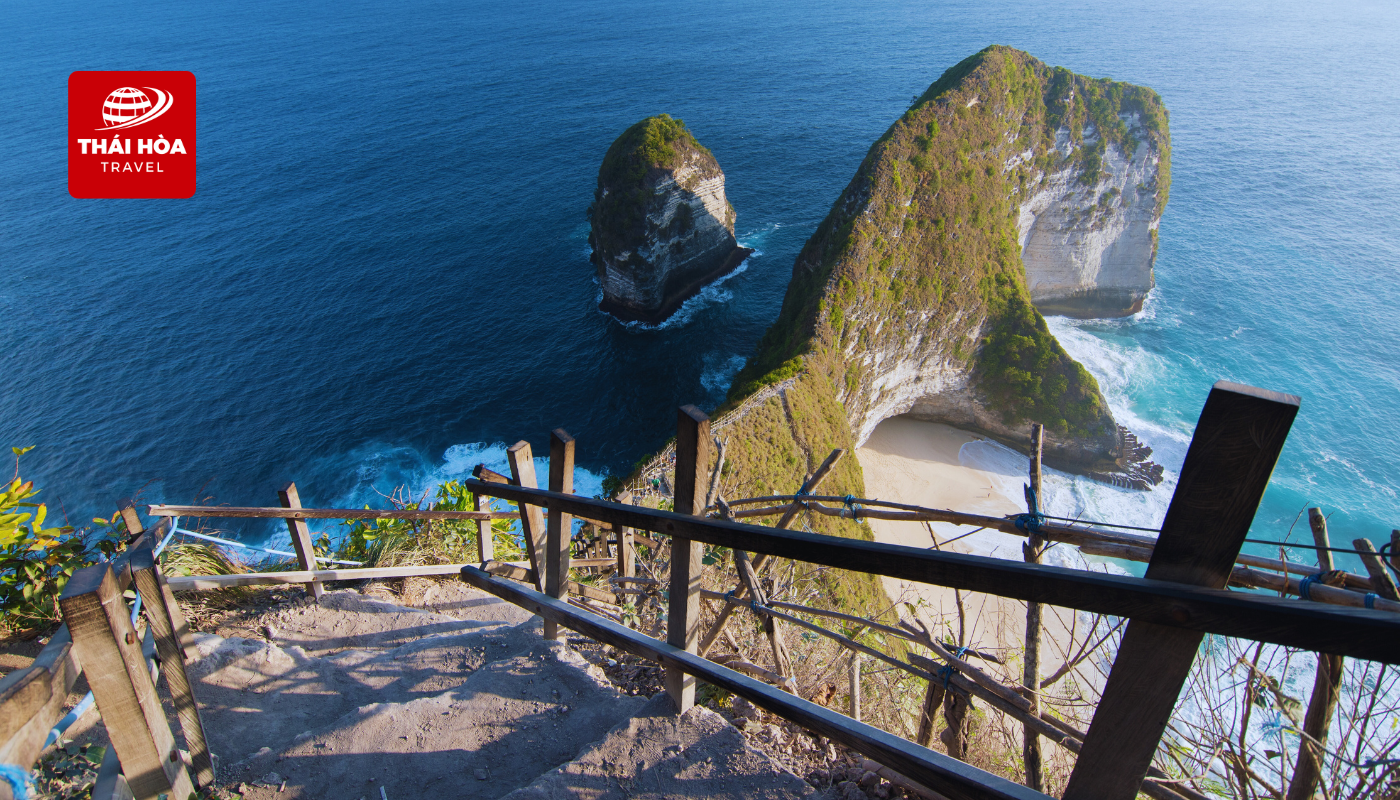 Kelingking Beach - Biểu tượng du lịch Bali