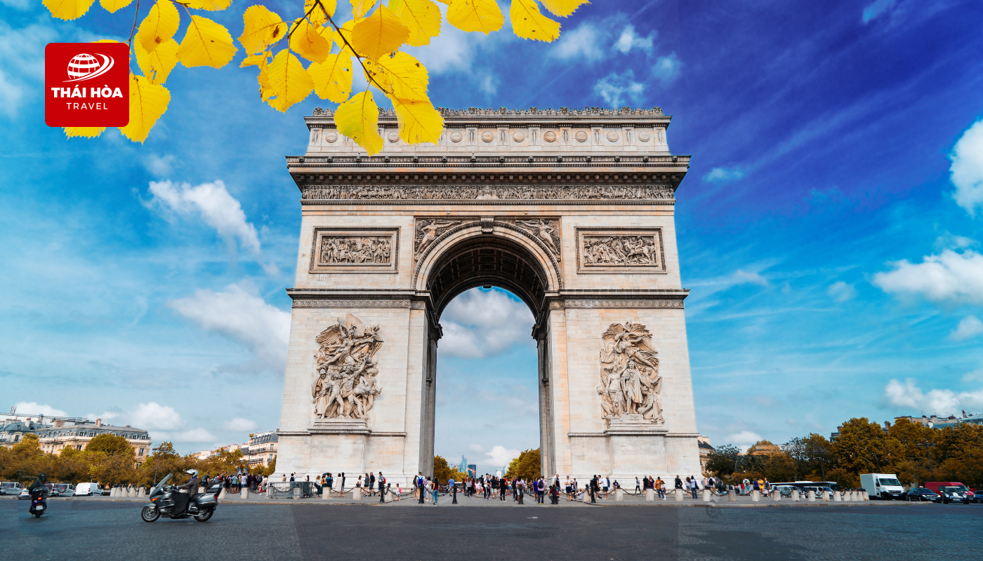 Khải Hoàn Môn - Công trình mang đậm dấu ấn lịch sử