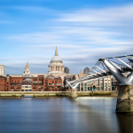 Cây cầu nâng độc đáo Millennium Lifting Footbridg