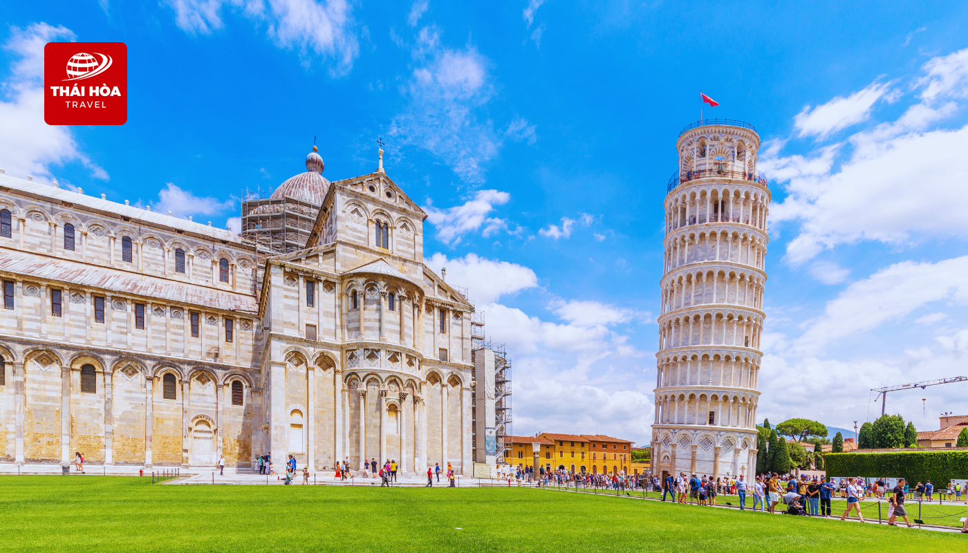 Tháp nghiêng Pisa
