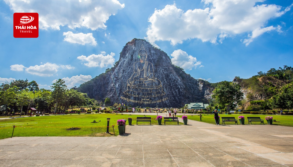 Trân Bảo Phật Sơn (Khao Chee Chan)