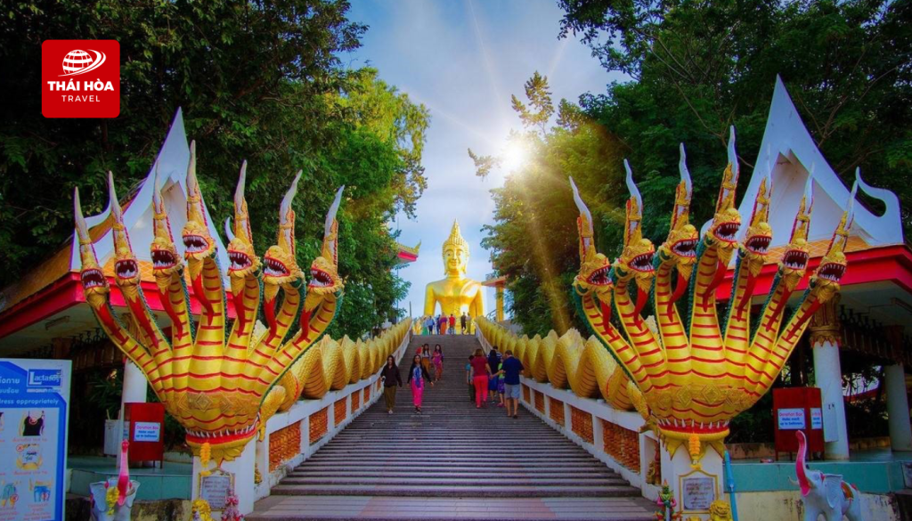 Wat Phra Yai - Điểm cao nhất Pattaya