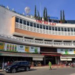 Đoàn ghé Chợ Đà Lạt mua sắm đặc sản Đà Lạt