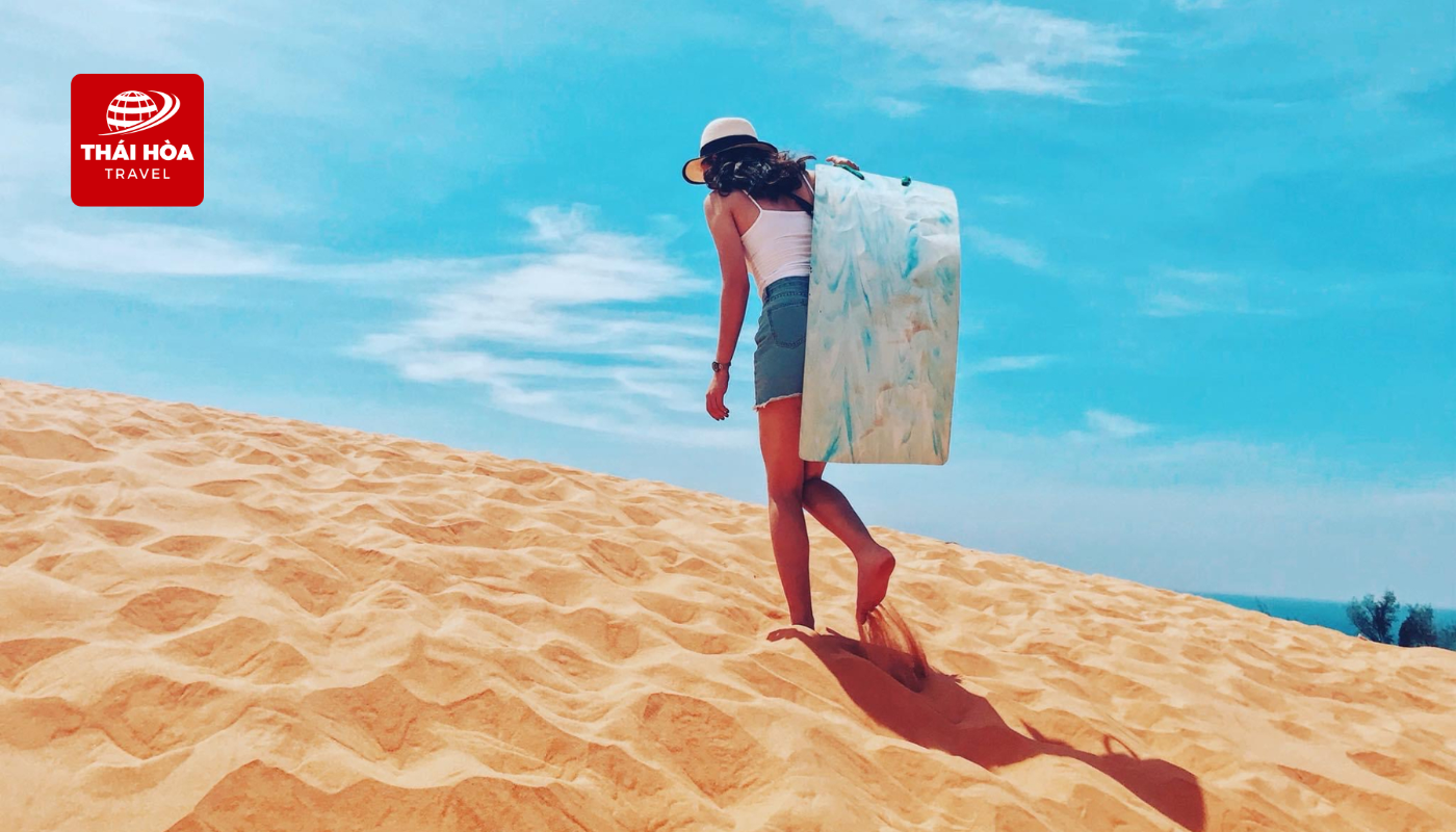 Trượt cát - Hoạt động không thể bỏ qua tại Mũi Né