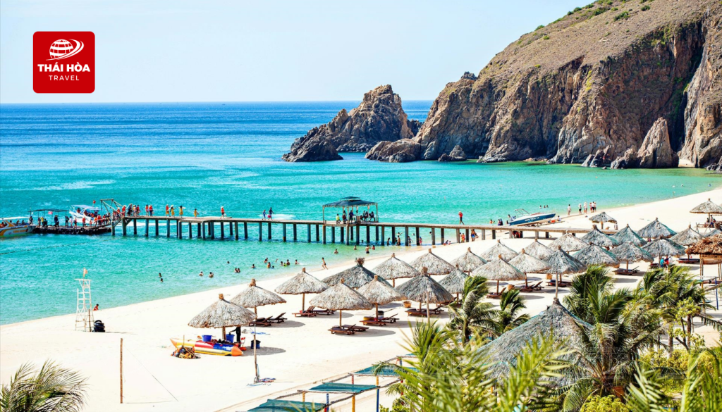 bãi tắm Kỳ Co - Bãi tắm được ví như “Maldives của Việt Nam”