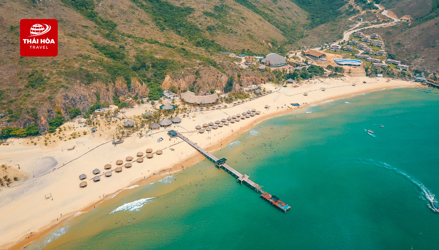 bãi tắm Kỳ Co - Bãi tắm được ví như “Maldives của Việt Nam”