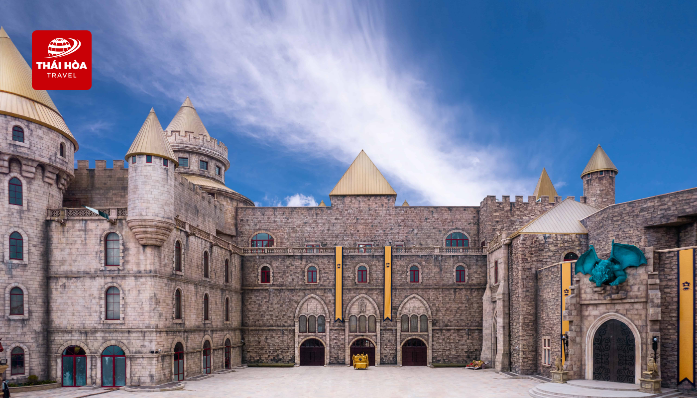 Lâu đài Mặt Trăng