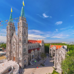 Nhà thờ Song Vĩnh nổi bật với kiến trúc Gothic phương Tây