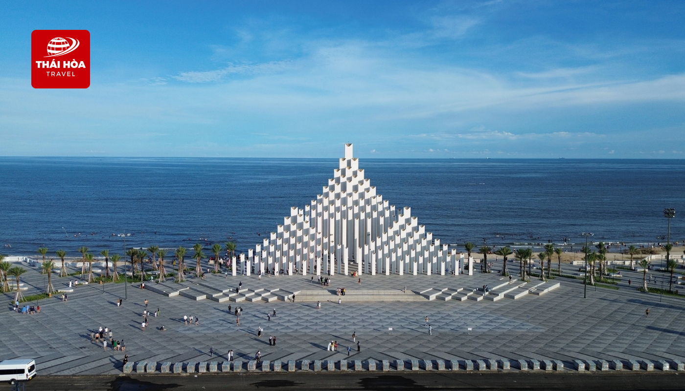 Tháp Tam Thắng - Biểu tượng mới của Vũng Tàu