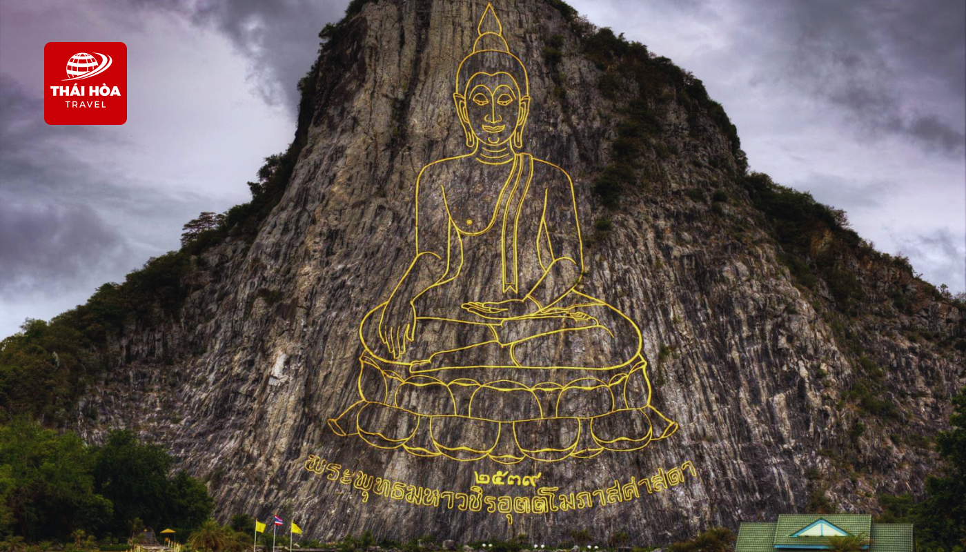 Trân Bảo Phật Sơn - Danh lam thắng cảnh nổi tiếng