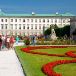 Cung điện và Vườn Mirabell