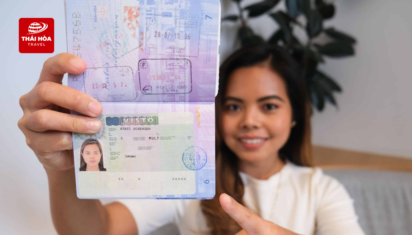 Khi có kết quả, visa sẽ được Thái Hòa Travel bàn giao nhanh chóng