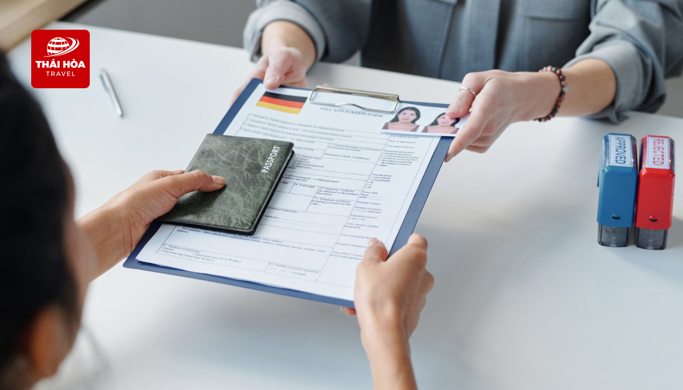 Thái Hòa Travel cung cấp dịch vụ xin visa Thuỵ Sĩ du lịch, công tác, thăm thân