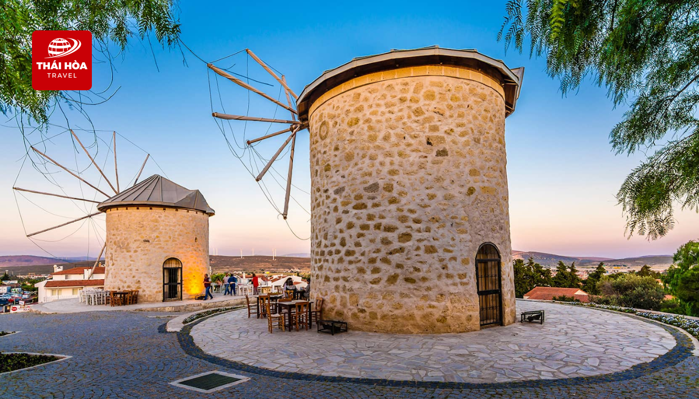 Thị trấn cổ Alacati