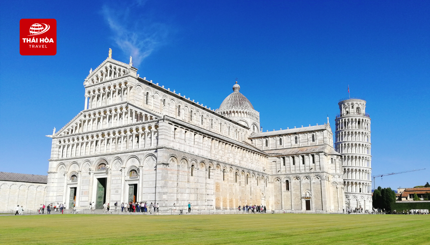 Nhà thờ chính tòa Pisa