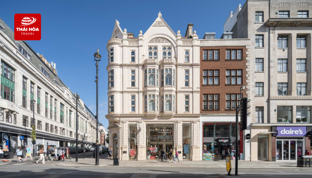 Oxford Street - Con phố sầm uất được ví như “thiên đường thời trang” của Anh Quốc
