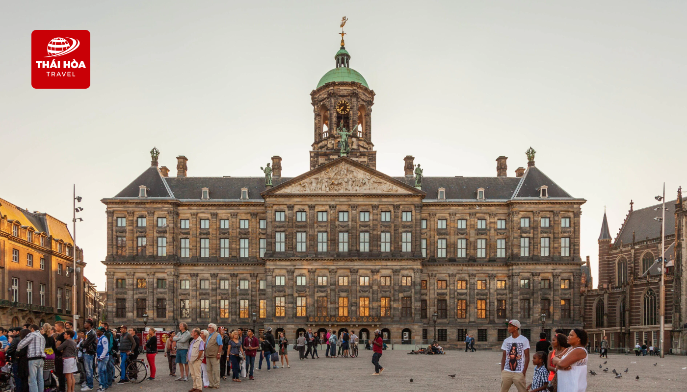 Quảng trường Dam