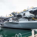 Tàu sân bay USS Midway