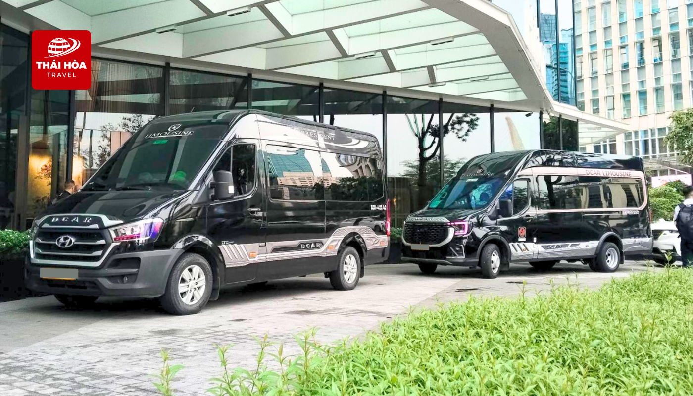 Xe Limousine là dòng xe cao cấp, mang đến trải nghiệm di chuyển sang trọng và tiện nghi