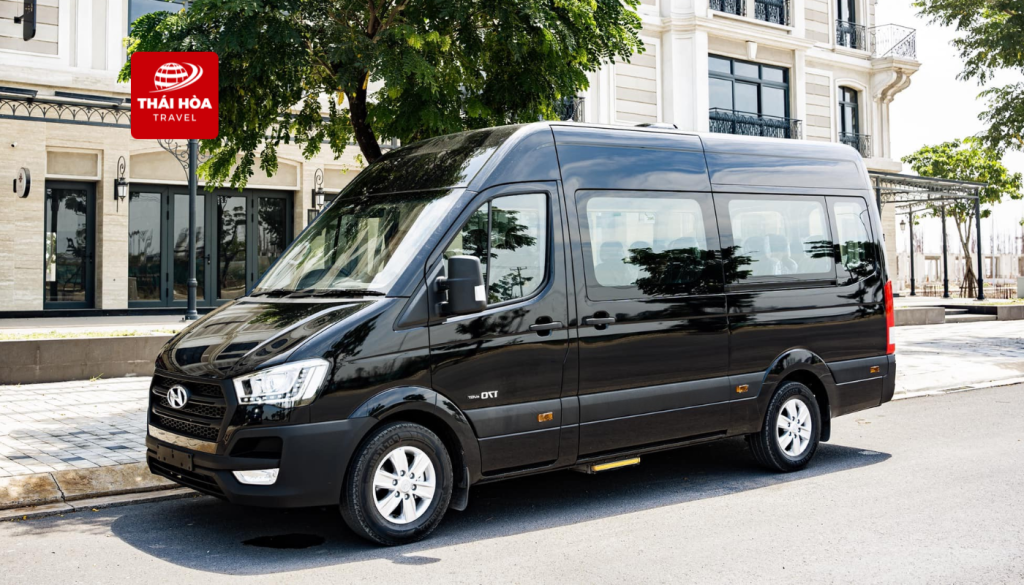 Thuê xe du lịch 16 chỗ Hyundai Solati