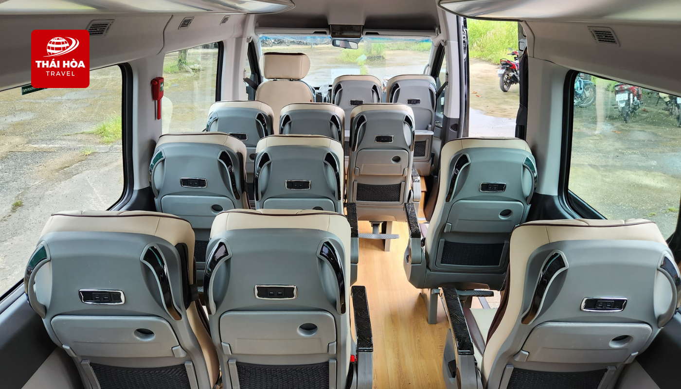 Xe Hyundai Solati 16 chỗ được trang bị đầy đủ tiện nghi hiện đại
