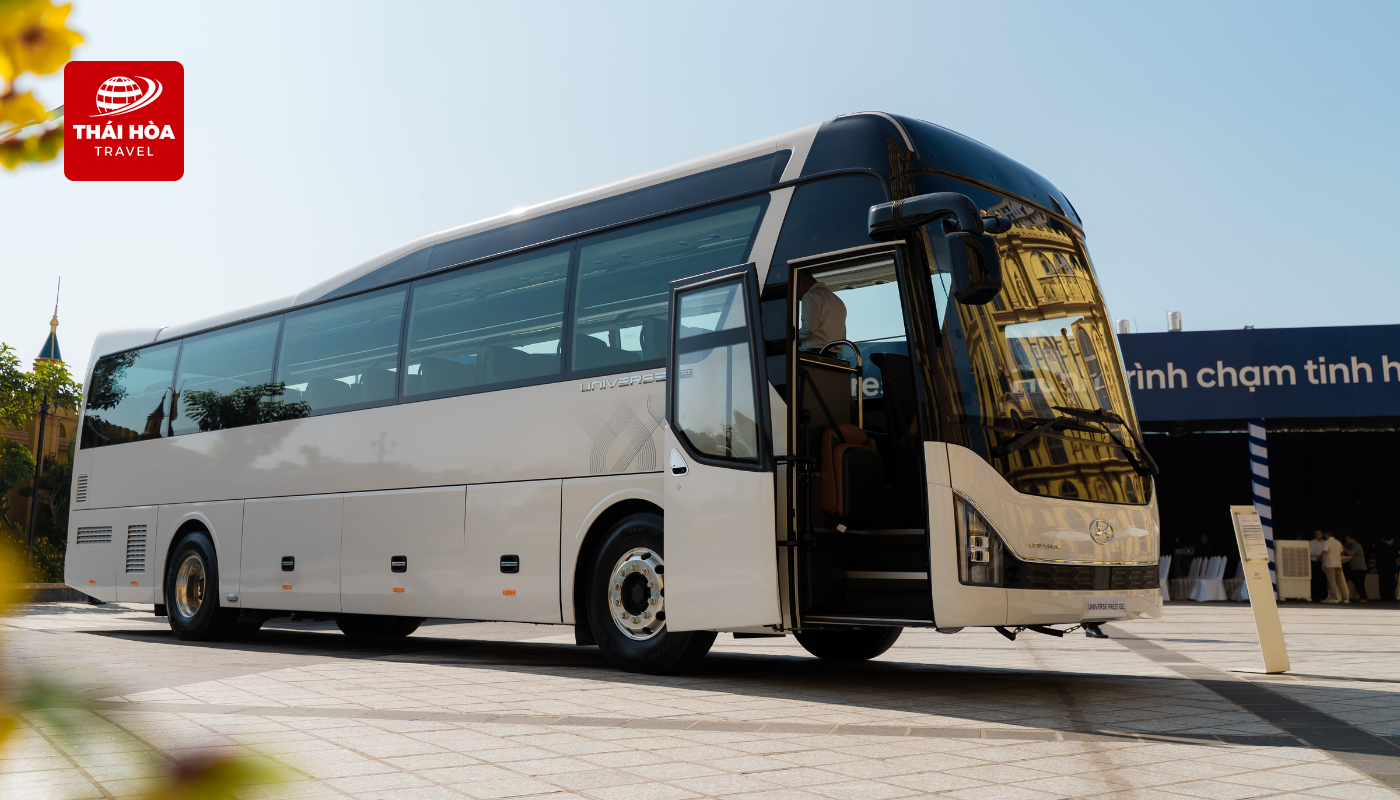 Thái Hòa Travel sở hữu nhiều dòng xe 29 chỗ Hyundai Universe Mini đời mới