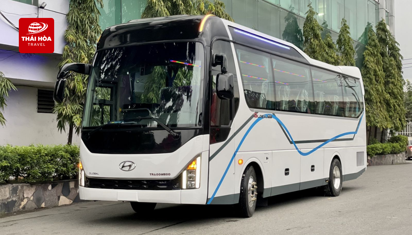 xe 29 chỗ mang lại sự cân đối giữa sức chứa và sự tiện nghi