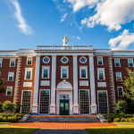 Đại học Harvard: Là trường đại học lâu đời và danh giá nhất Hoa Kỳ