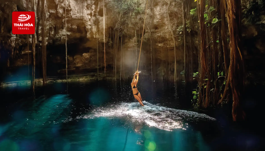 Giếng thiêng Cenote Ik Kil