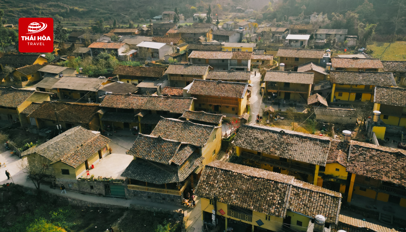 Làng Lô Lô Chải