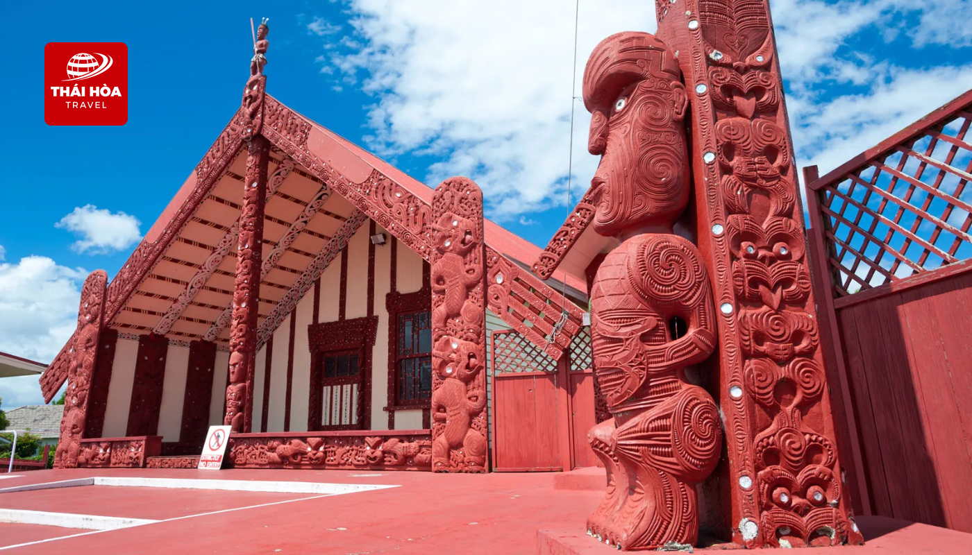 Làng văn hóa bản địa Maori