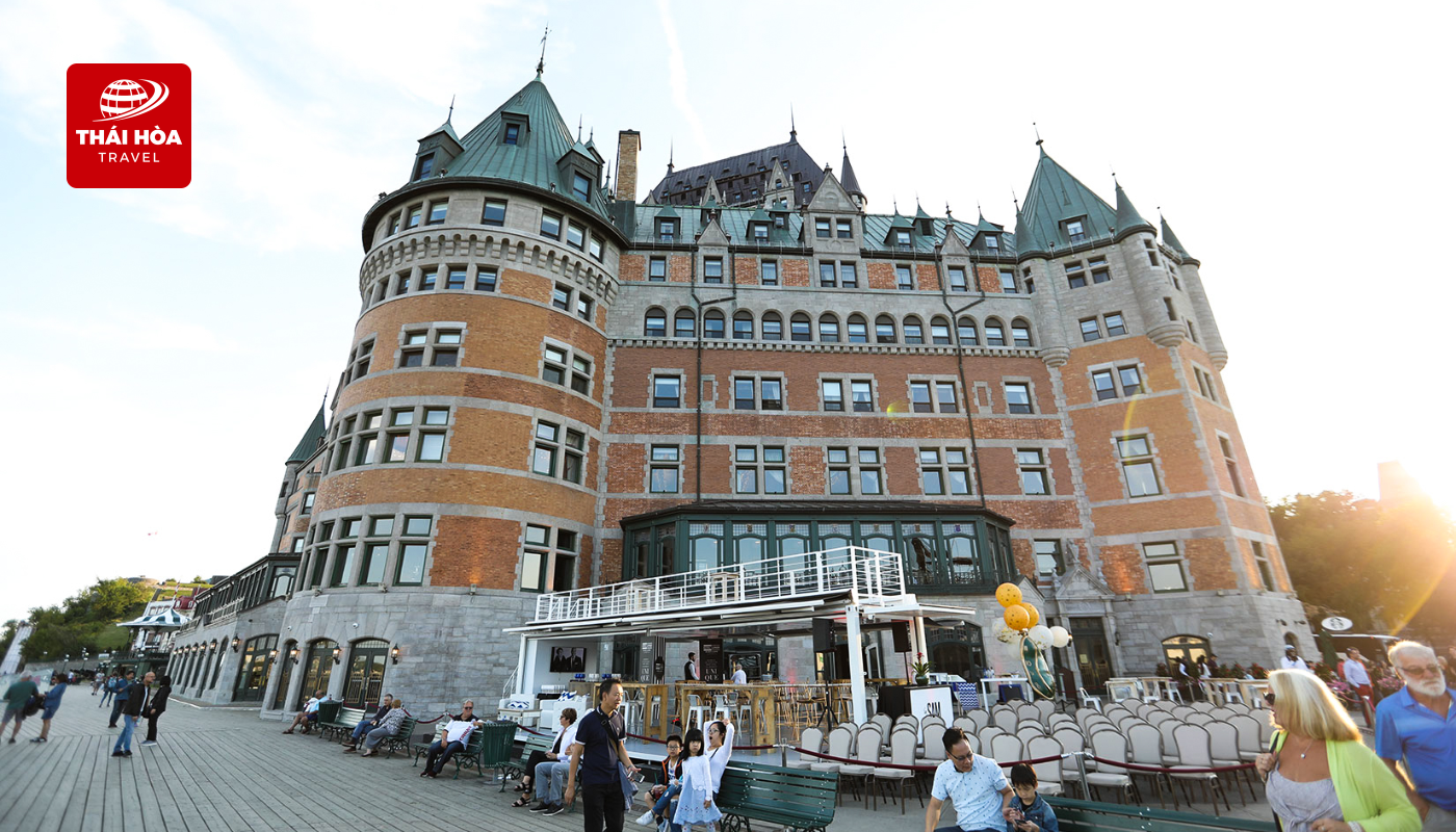Lâu đài Château Frontenac