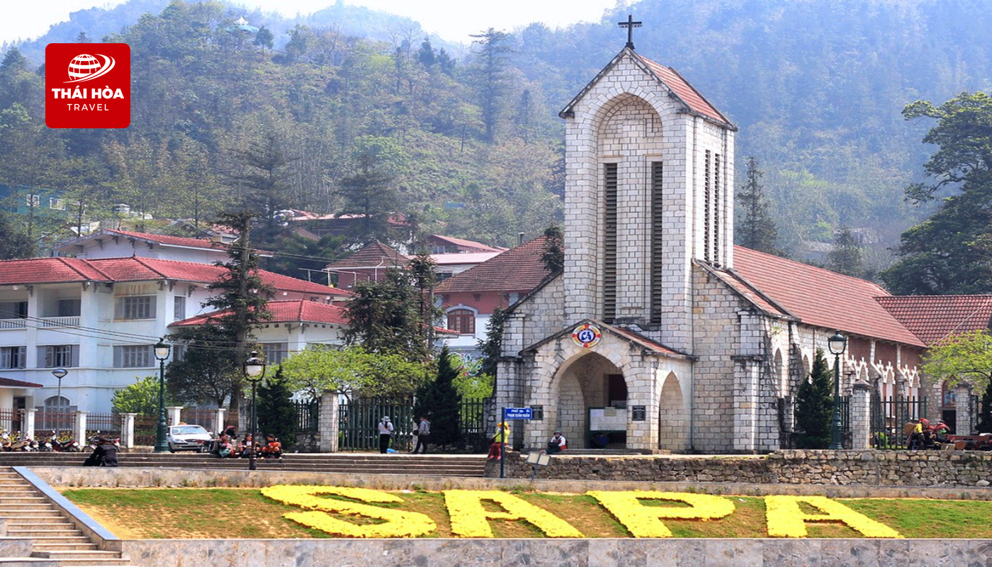 Nhà thờ đá Sapa