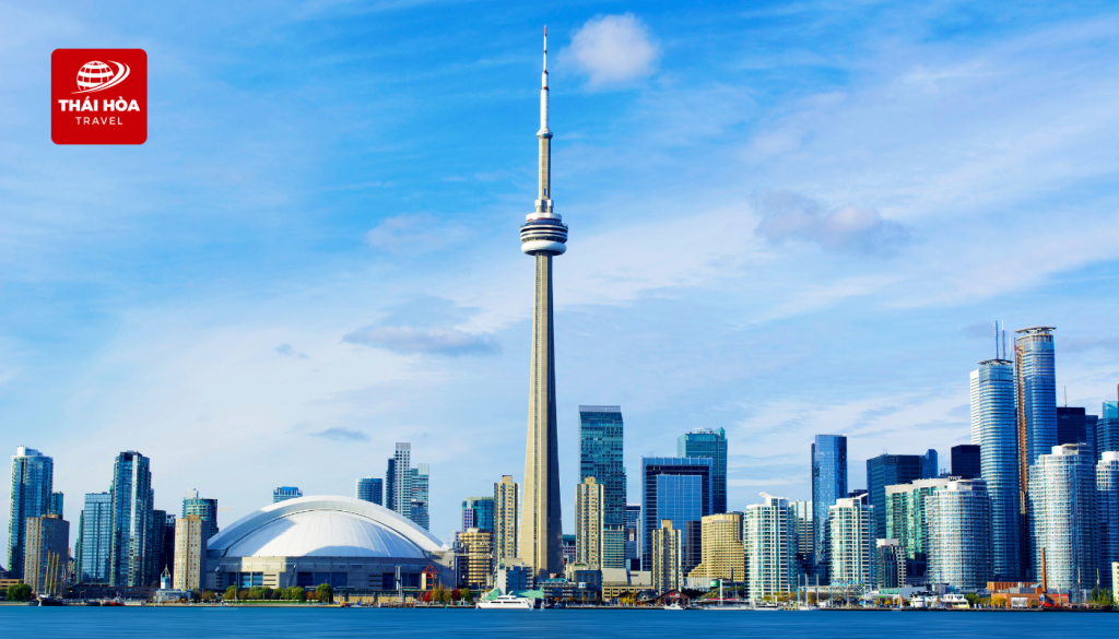 Tháp CN - Biểu tượng của thành phố Toronto