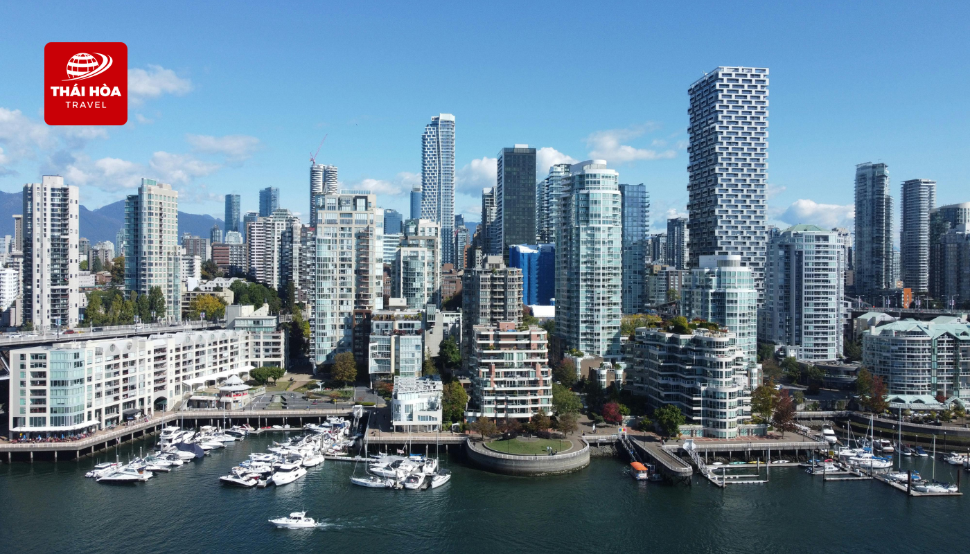 Vancouver - Thành phố cảng xinh đẹp nằm bên bờ Tây Canada