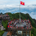 Cáp treo chinh phục đỉnh Fansipan