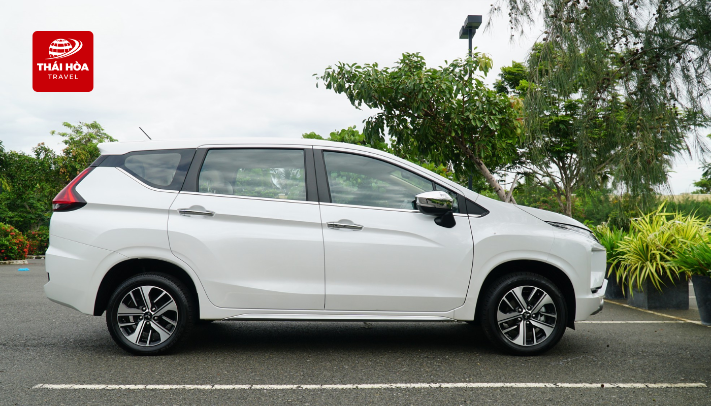 Thuê xe du lịch 7 chỗ Mitsubishi Xpander 1 Mitsubishi Xpander - lựa chọn lý tưởng cho chuyến đi gia đình, công tác và du lịch đường dài