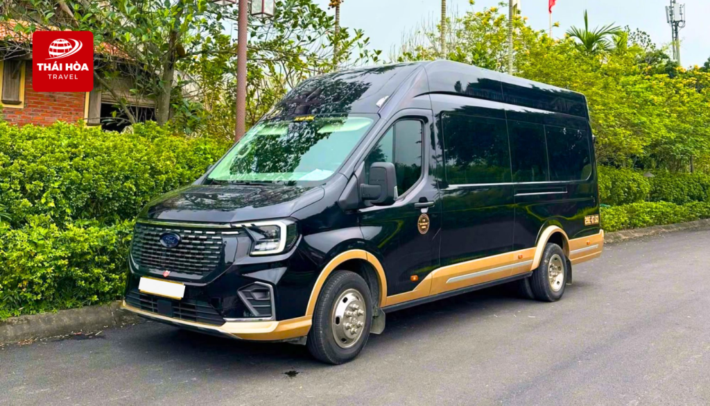 Xe Limousine phù hợp với nhóm khách đề cao sự riêng tư và tiện nghi