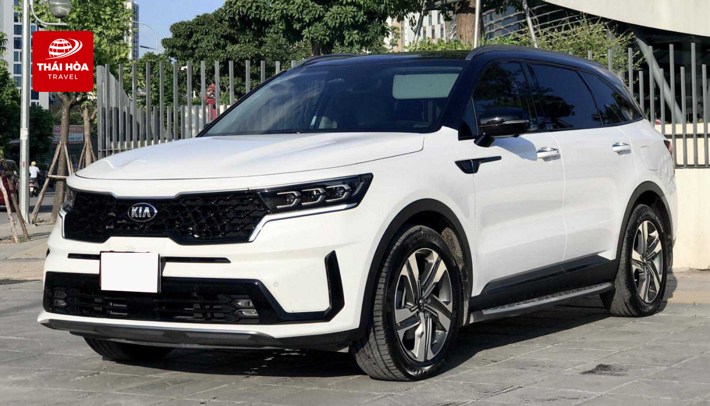 Thuê xe 7 chỗ đi Bình Phước là lựa chọn phổ biến dành cho gia đình, nhóm bạn hoặc đoàn công tác từ 4 - 6 người