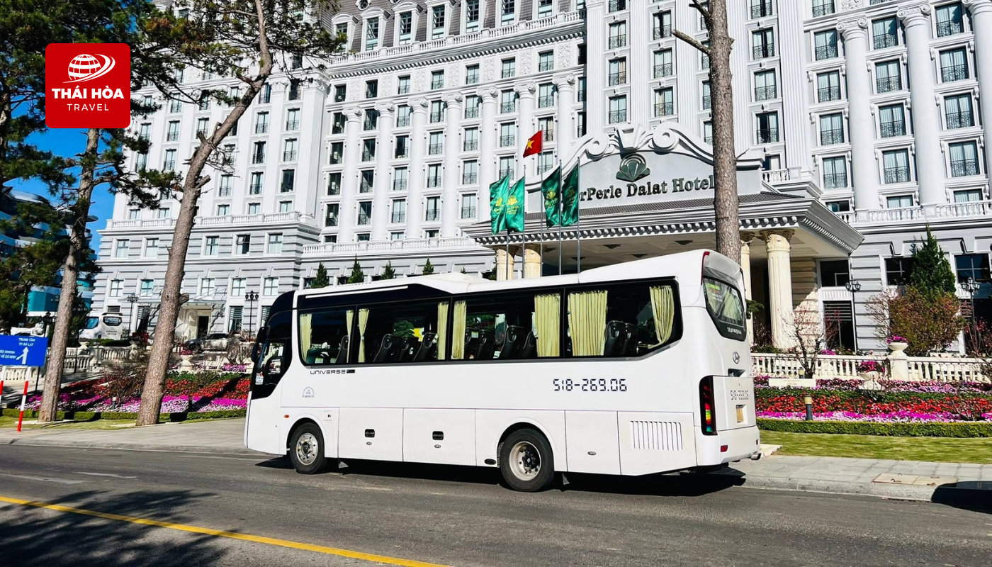 Quý khách có nhu cầu thuê xe đi Đà Lạt liên hệ với Thái Hòa Travel qua Hotline/Zalo