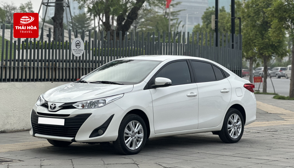 Xe 4 chỗ là lựa chọn lý tưởng cho các cặp đôi hoặc gia đình nhỏ từ 2 - 3 người