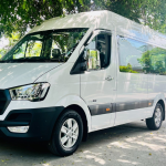 Thuê xe 16 chỗ đi Nha Trang phù hợp cho nhóm từ 8 - 15 người