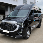 Xe Limousine mang lại trải nghiệm cao cấp với ghế massage và tiện ích hiện đại