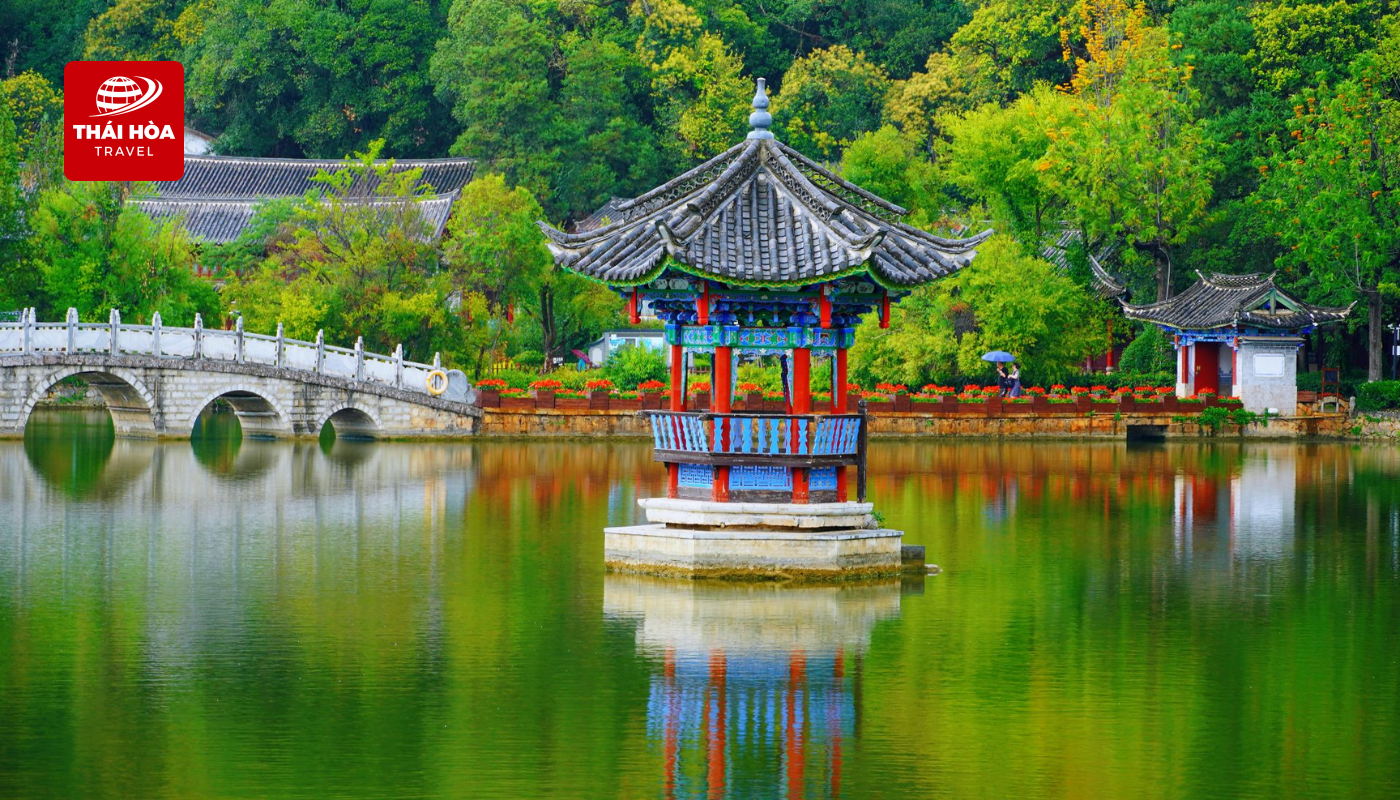 Công viên Hắc Long Đàm