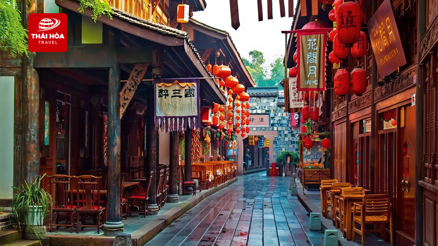 Kinh nghiệm du lịch Thành Đô chi tiết cho người mới 6 Hình ảnh khu phố cổ Cẩm Lý (Jinli) tại Thành Đô (Trung Quốc)